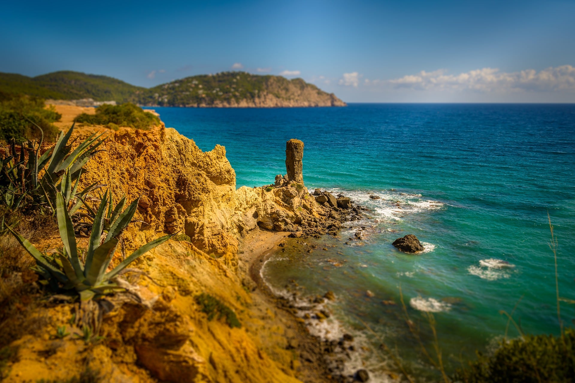 Cuatro propuestas de lujo para disfrutar de Ibiza este verano