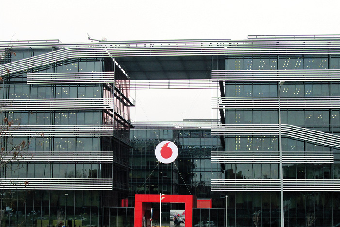 Vodafone busca salir de España presionada por sus accionistas